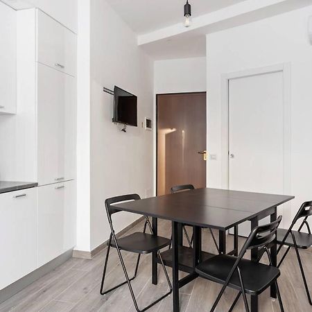 Modern And New Flat In Duomo Area Apartment Milan Exterior photo