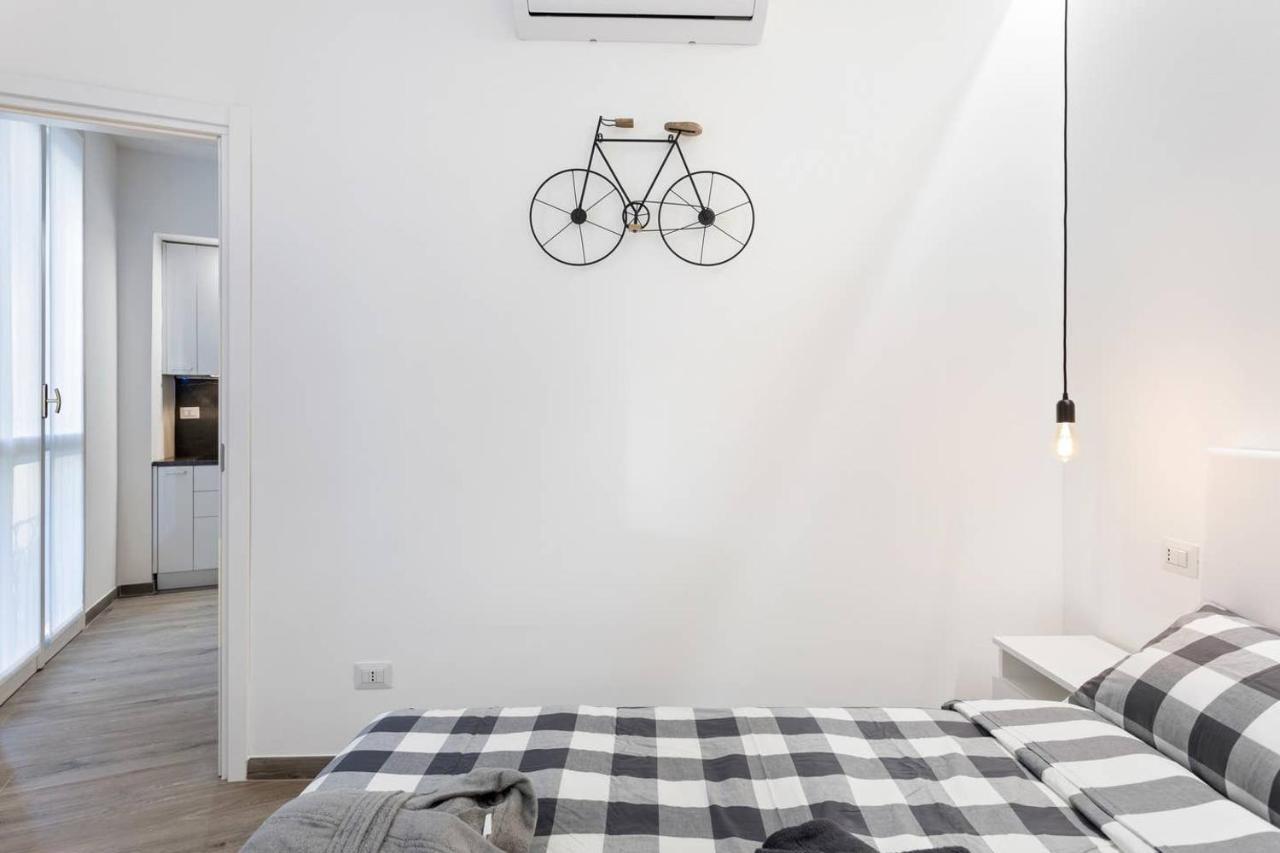 Modern And New Flat In Duomo Area Apartment Milan Exterior photo